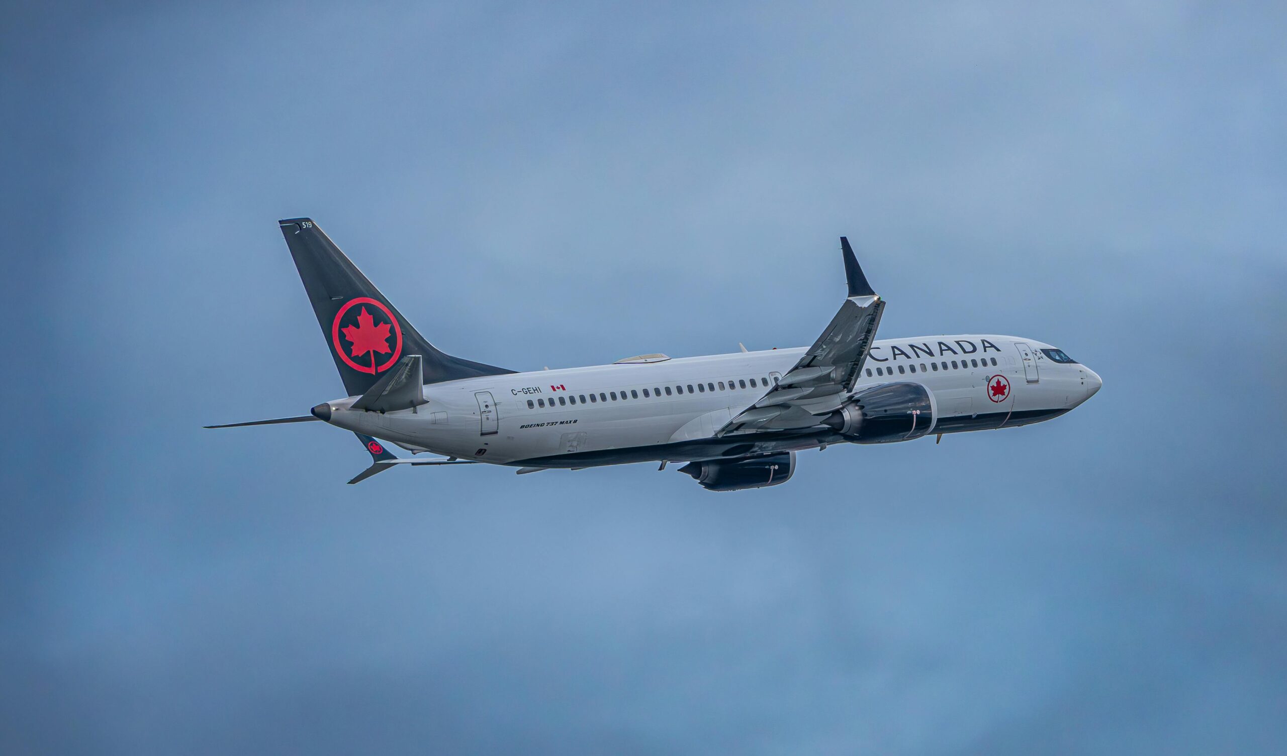 Air Canada Pilots Reject Raise – What This Means for September