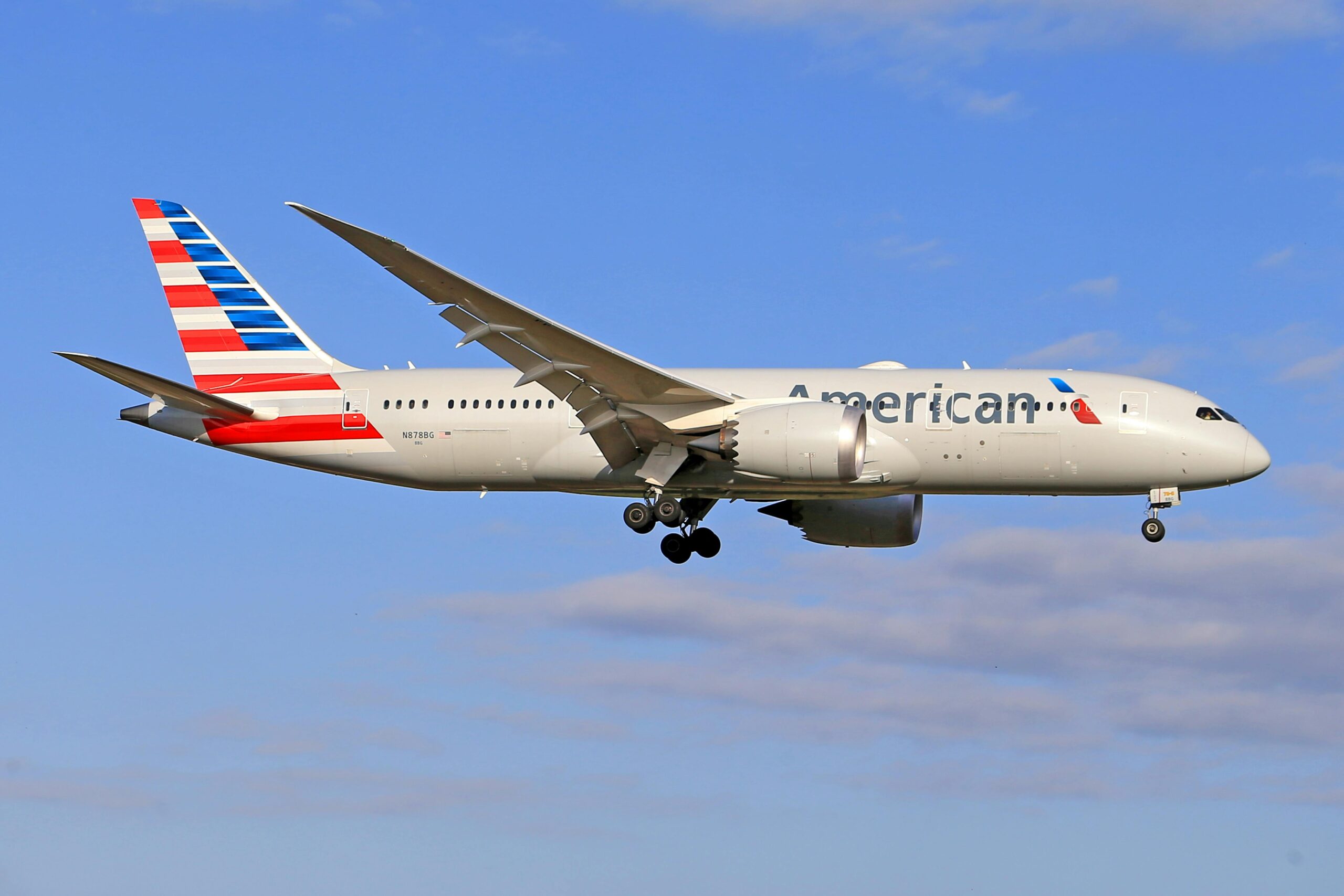 Unexpected Turbulence on American Airlines Flight Near Tokyo