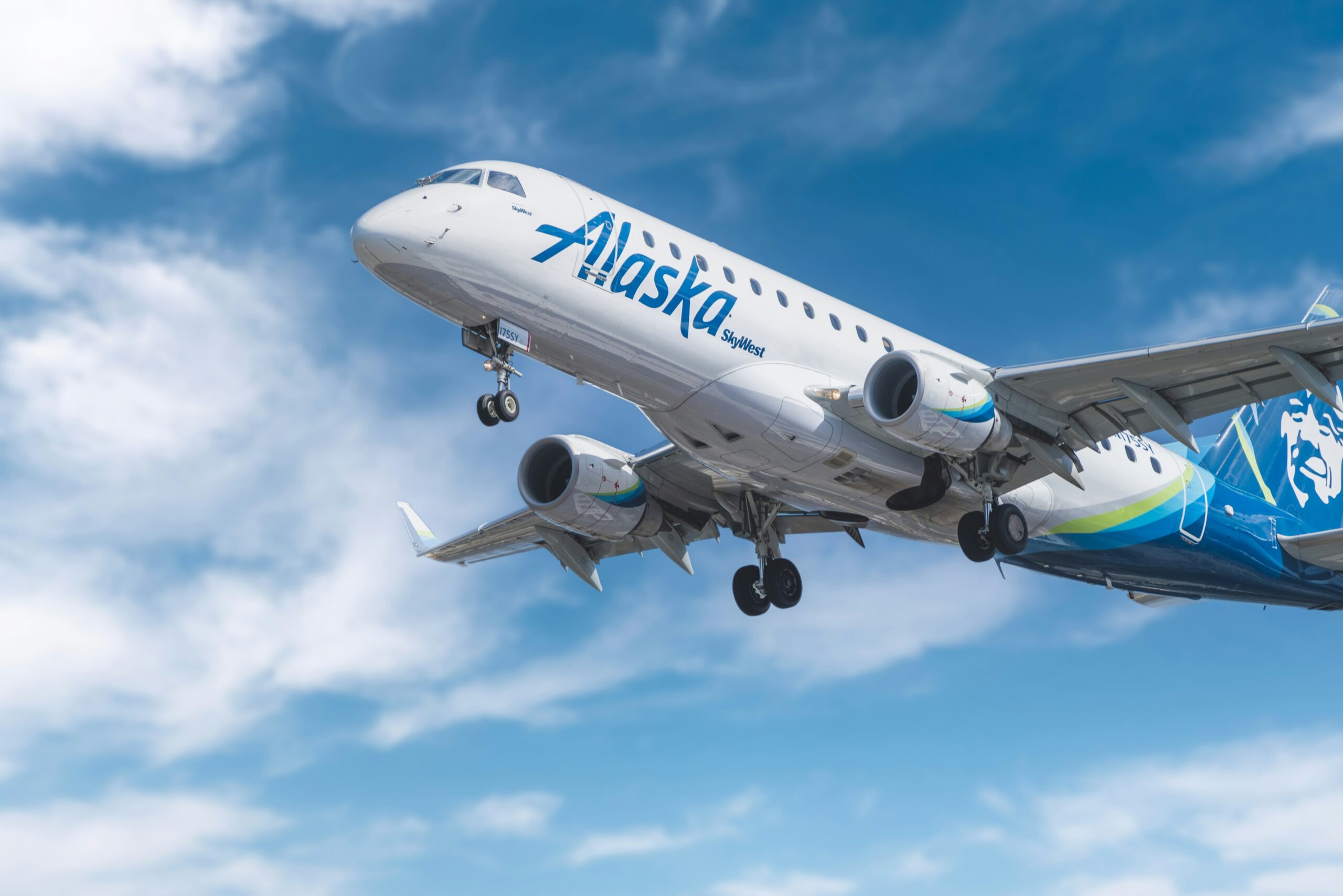 Why Alaska Airlines Scrapped the LA to Fort Lauderdale Route—The Full Story