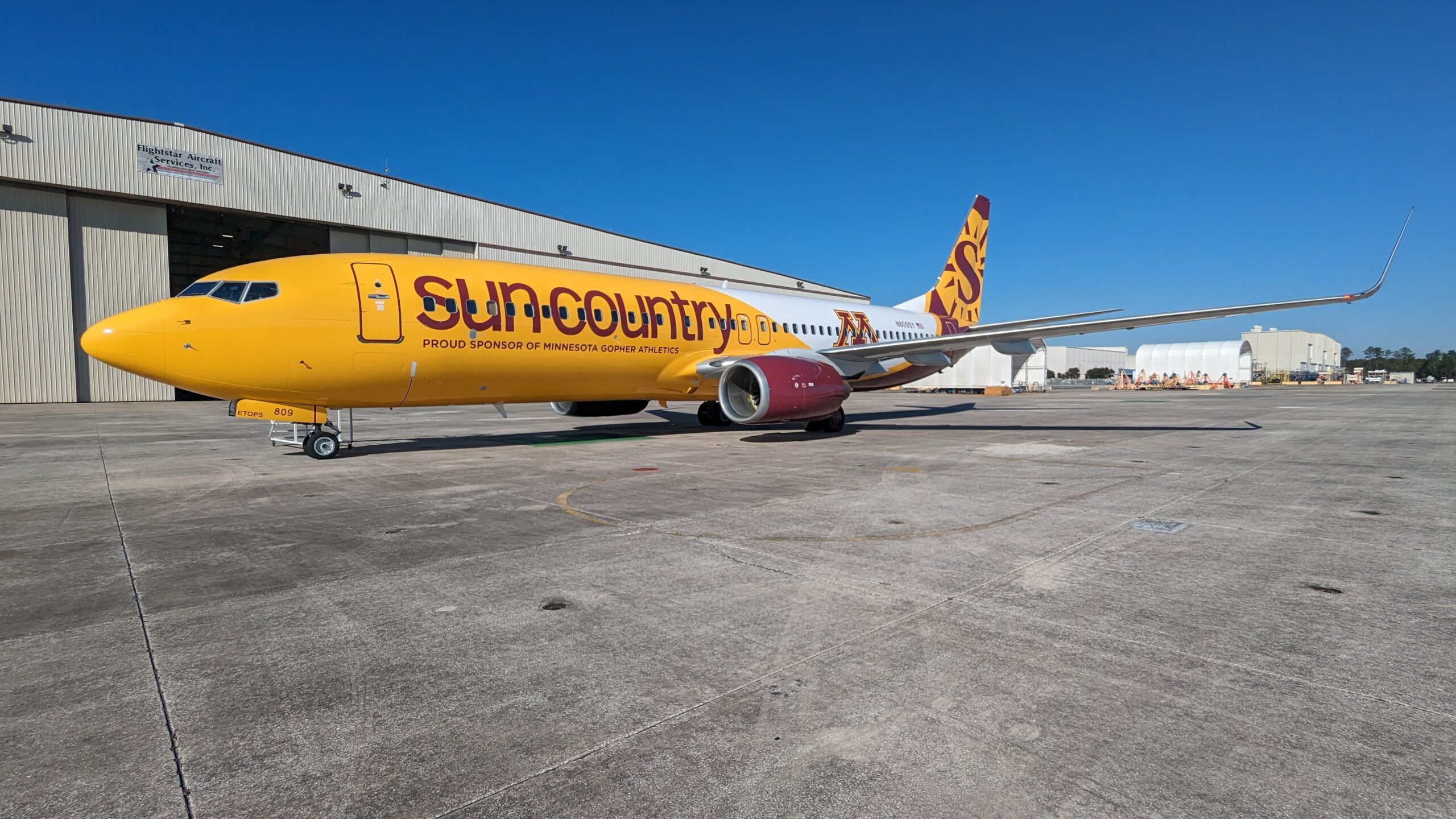 Sun Country Unveils Special Aircraft Livery for Gopher Athletics