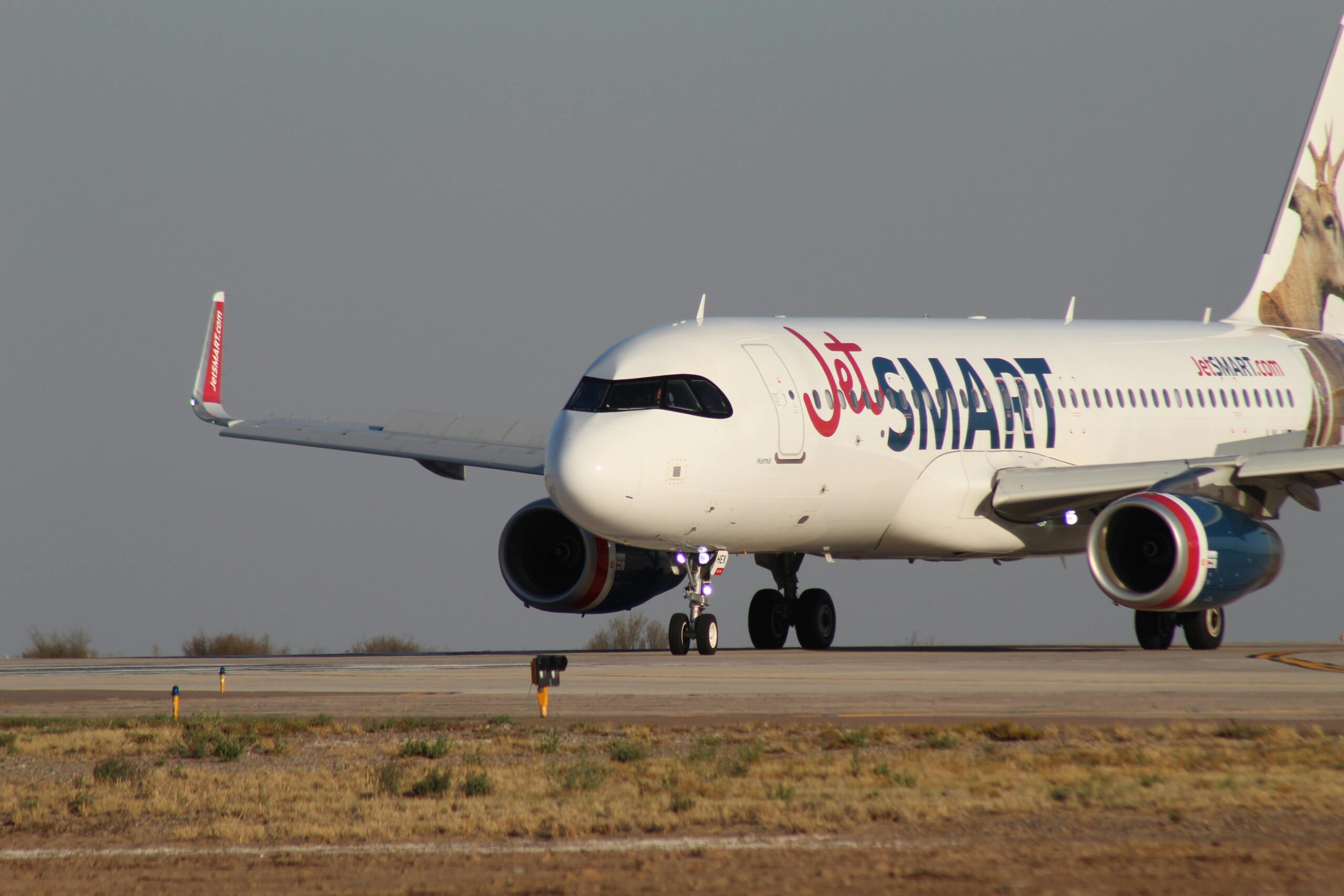 JetSMART plane